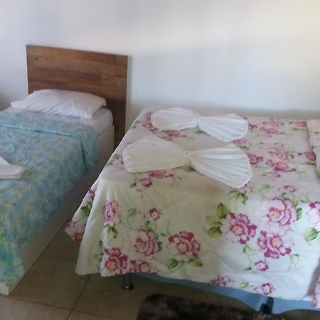Hotel Pousada Dellamares Ubatuba Exteriör bild